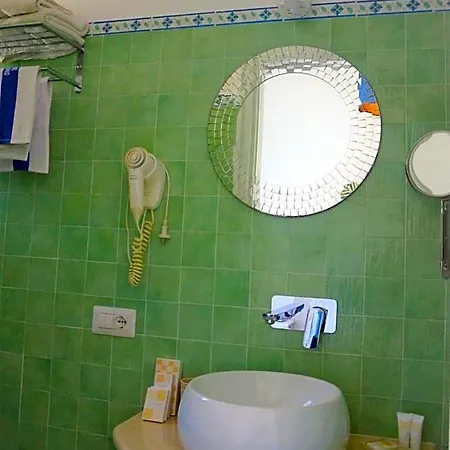 Hotell Guarracino Capri