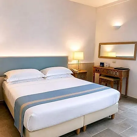 Hotell Guarracino 3*